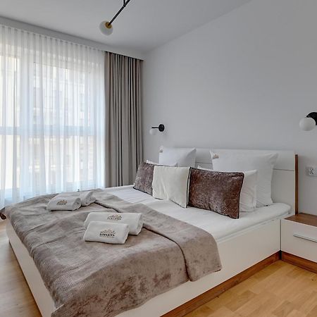 Angielska Grobla - City Center, Marina & Parking By Downtown Apartments Gdansk Exterior photo